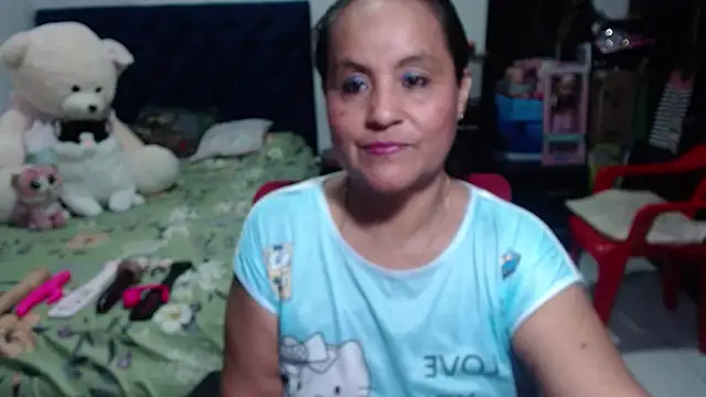 Snapshot of pervert_mommy_ chatting on 03.09.25 pervert mommy online show from 03.09.25