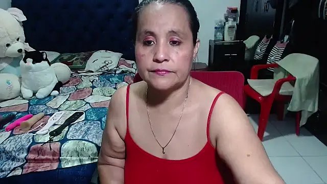 Snapshot of pervert_mommy_ chatting on 03.19.25 pervert mommy online show from 03.19.25