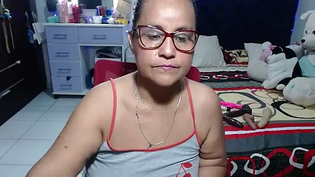 pervert mommy  online show from 06.07.26