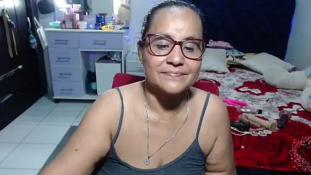 pervert mommy  online show from 06.10.26