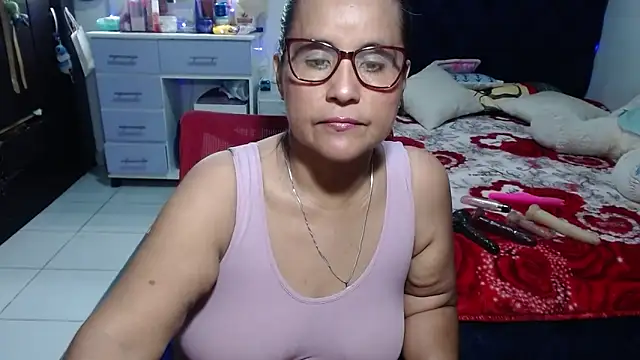 pervert mommy  online show from 06.11.26