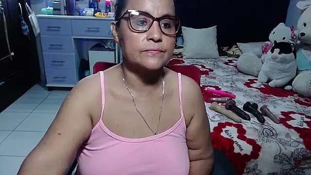 pervert mommy  online show from 06.12.26