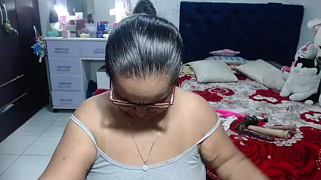 pervert mommy  online show from 06.16.26