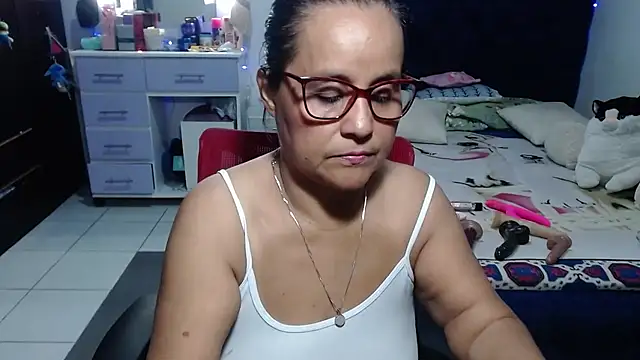 pervert mommy  online show from 06.25.26