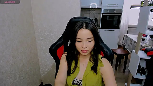 AyaMoon online show from 09.26.25