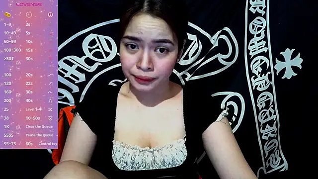 Snapshot of _preciousmoira_ chatting on 06.17.26 preciousmoira online show from 06.17.26