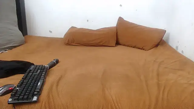 XHotJuicyBootyXX online show from 03.22.25