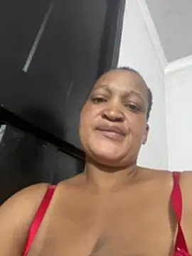 XHotJuicyBootyXX online show from 05.08.26