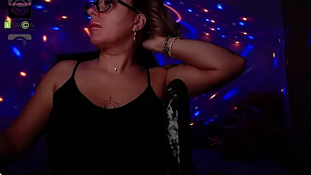 SonyaDevon online show from 12.17.25