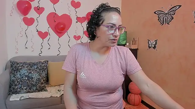 scarlet wet online show from 02.20.26