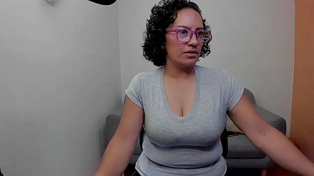 scarlet wet online show from 06.03.26