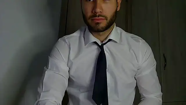 Snapshot of Justynn1 chatting on 09.30.25 Justynn1 online show from 09.30.25