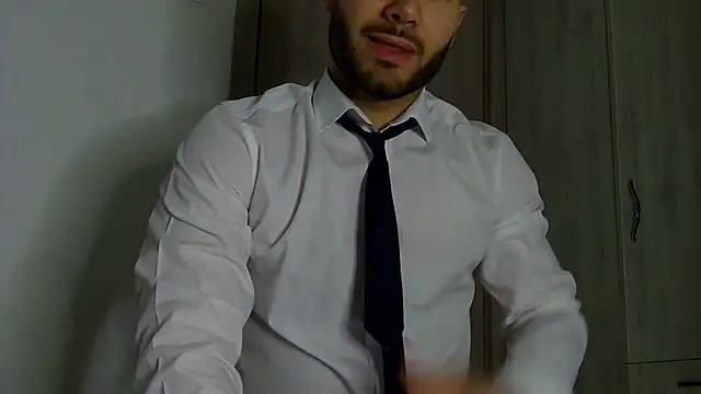 Snapshot of Justynn1 chatting on 11.20.25 Justynn1 online show from 11.20.25