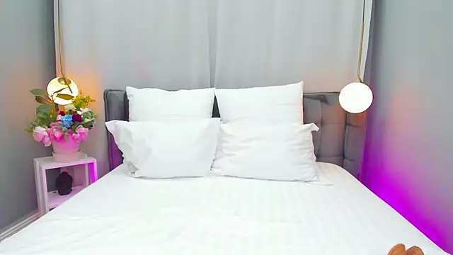 EmillyBronte online show from 03.17.25