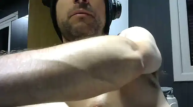 gauchors20 online show from 12.29.24