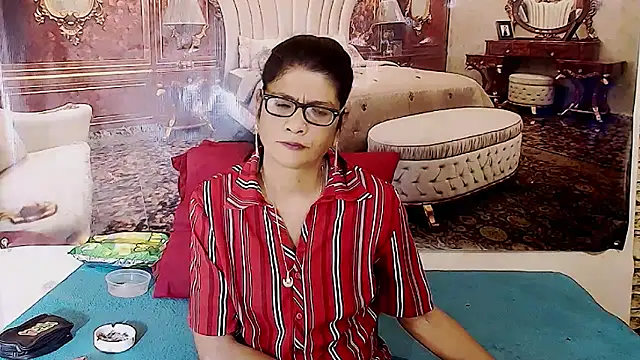 IndianAllure online show from 05.19.26