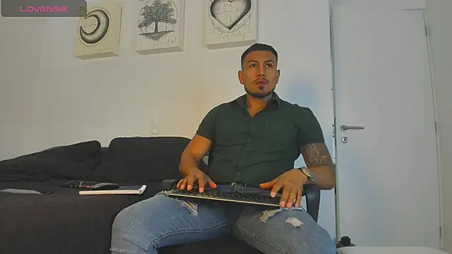 Snapshot of WillSandler chatting on 03.20.26 WillSandler online show from 03.20.26