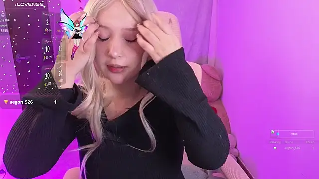 KuroChan420 online show from 09.14.25