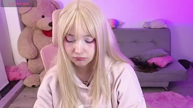 KuroChan420 online show from 05.03.26