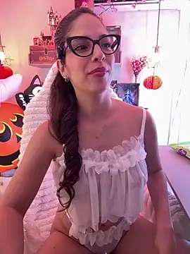 Zoe Bae online show from 10.22.25