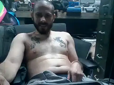 Sitonmyface2020xh online show from 02.15.25