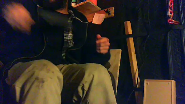 Sitonmyface2020xh online show from 12.04.25