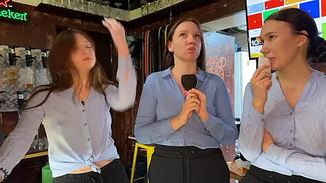 Snapshot of dirtypub chatting on 12.01.24 dirtypub online show from 12.01.24