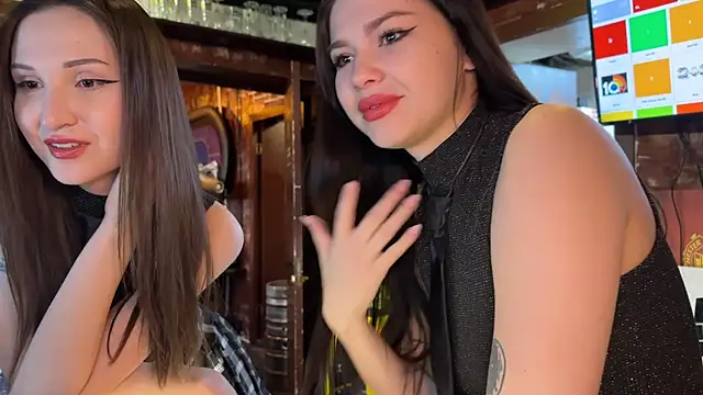 Snapshot of dirtypub chatting on 01.22.25 dirtypub online show from 01.22.25