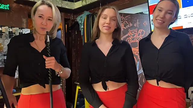 Snapshot of dirtypub chatting on 02.15.25 dirtypub online show from 02.15.25