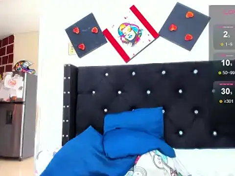 Snapshot of ebonnylatinx chatting on 12.28.24 ebonnylatinx online show from 12.28.24