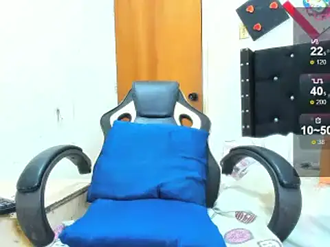 Snapshot of ebonnylatinx chatting on 02.25.25 ebonnylatinx online show from 02.25.25