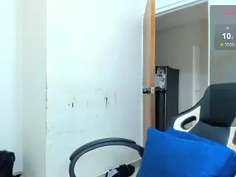 Snapshot of ebonnylatinx chatting on 03.16.25 ebonnylatinx online show from 03.16.25