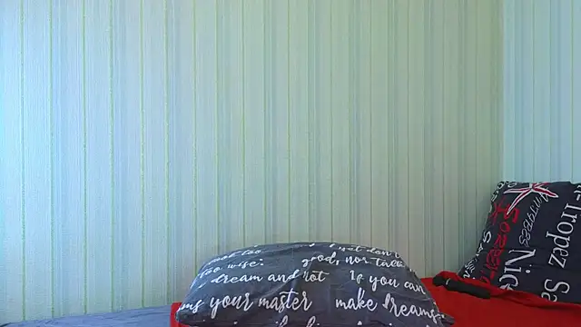 Snapshot of _Lily_ chatting on 12.09.24  Lily  online show from 12.09.24