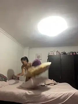 AlondraDiossa03 online show from 01.25.25