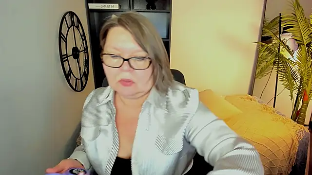 Shannonshine online show from 04.22.26