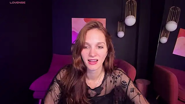 Snapshot of MirandaGlow chatting on 12.20.24 MirandaGlow online show from 12.20.24