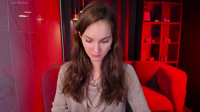 Snapshot of MirandaGlow chatting on 03.21.25 MirandaGlow online show from 03.21.25