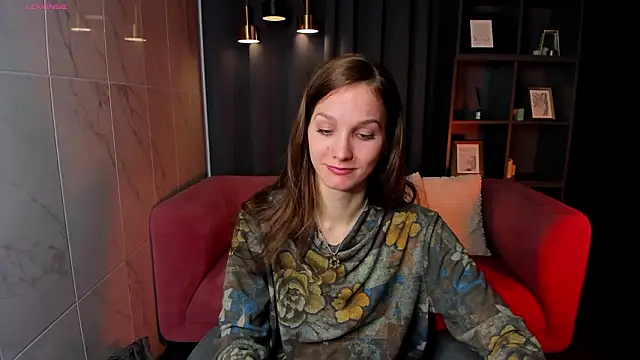 MirandaGlow online show from 02.11.26