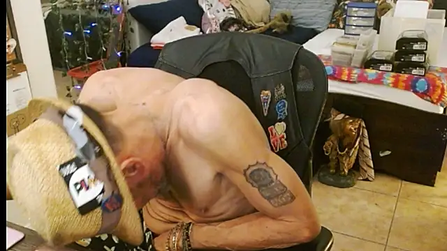 Snapshot of mycock2474u chatting on 03.07.25 mycock2474u online show from 03.07.25