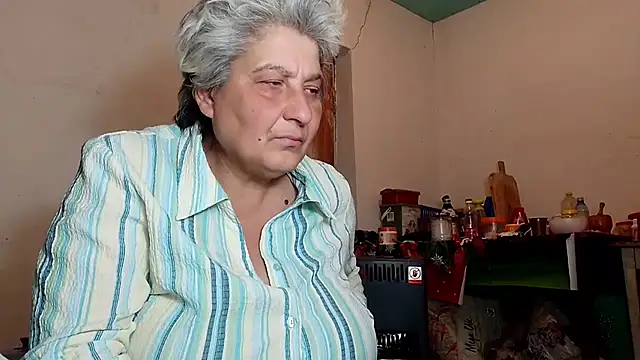 Snapshot of ExquisiteMature chatting on 01.26.25 ExquisiteMature online show from 01.26.25