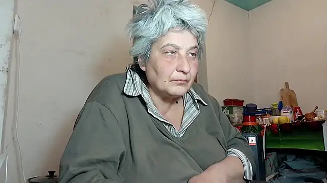 Snapshot of ExquisiteMature chatting on 02.07.25 ExquisiteMature online show from 02.07.25