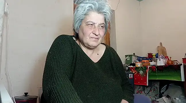 Snapshot of ExquisiteMature chatting on 02.09.25 ExquisiteMature online show from 02.09.25