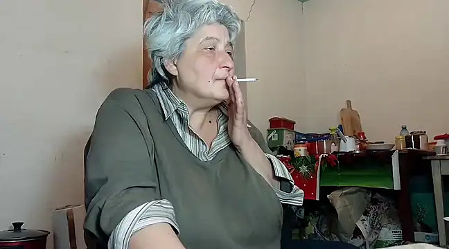 Snapshot of ExquisiteMature chatting on 02.11.25 ExquisiteMature online show from 02.11.25