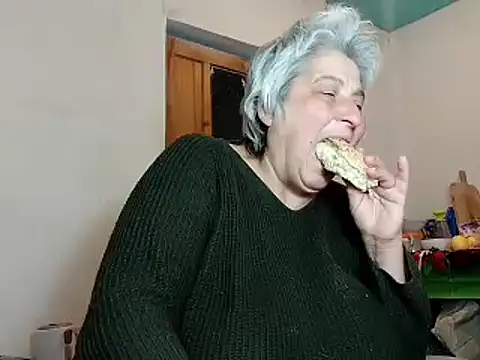 Snapshot of ExquisiteMature chatting on 02.12.25 ExquisiteMature online show from 02.12.25