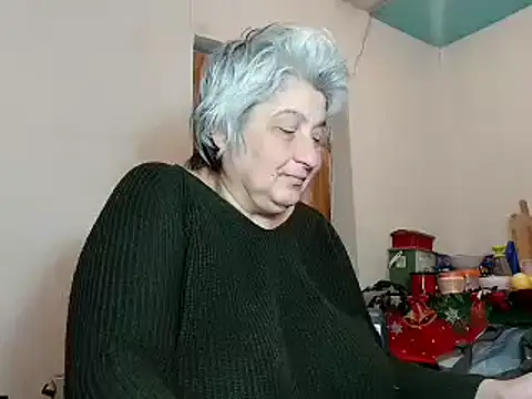 Snapshot of ExquisiteMature chatting on 02.13.25 ExquisiteMature online show from 02.13.25