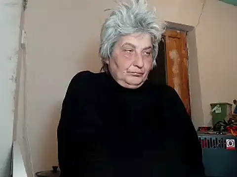 Snapshot of ExquisiteMature chatting on 02.19.25 ExquisiteMature online show from 02.19.25