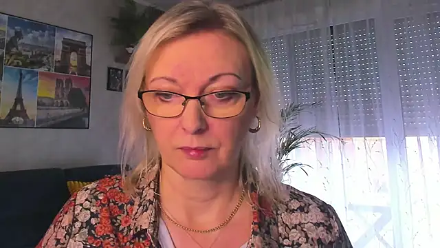 vanessa chat online show from 02.09.26