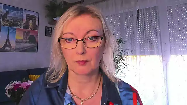 vanessa chat online show from 02.15.26