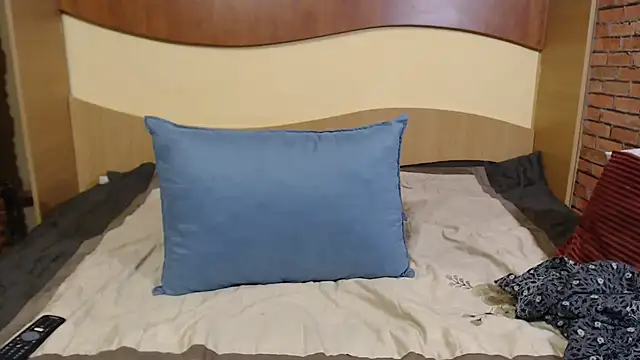 EvelyneFlirtyMilf online show from 02.14.25