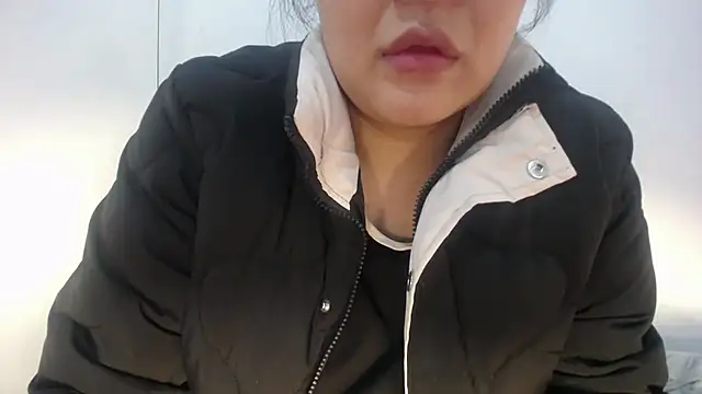 Snapshot of Squirt_tsunami_268 chatting on 02.19.25 Squirt tsunami 268 online show from 02.19.25